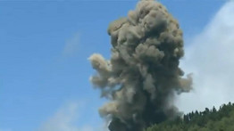 Videón, ahogy kitör a vulkán a Kanári-szigeteken