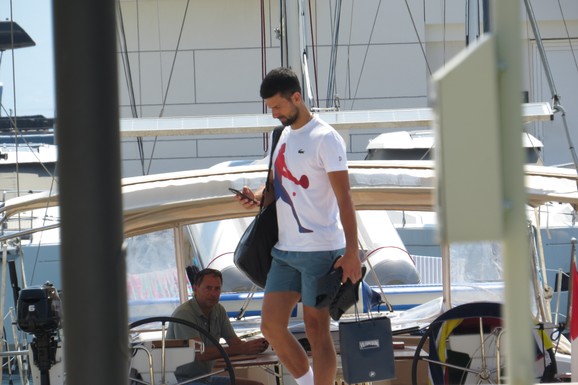 NOVAK ĐOKOVIĆ U MONAKU POSEDUJE STAN OD 6 MILIONA EVRA Zgrada na samoj obali mora, prva komšinica mu velika regionalna zvezda