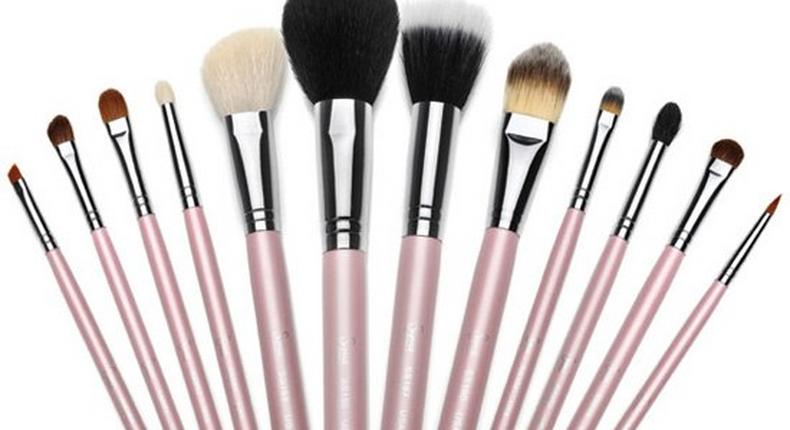 Set of make-up brushes