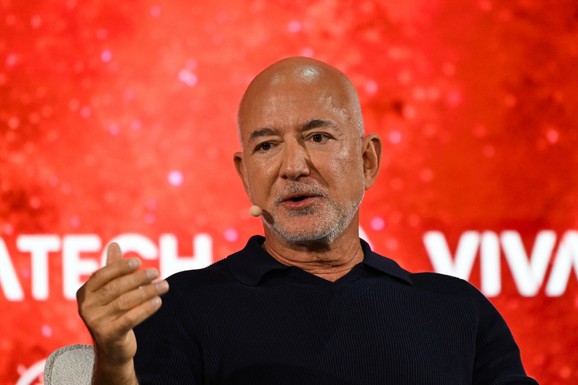 Džef Bezos ima 25 godina star trik protiv stresa na poslu: Evo šta radimo pogrešno