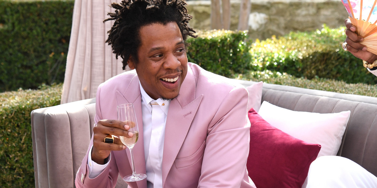 Raper Jay Z sprzedał swoją markę szampana Armand de Brignac grupie LVMH. 