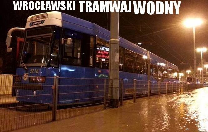 Wrocławianie śmieją się z awarii wodociągów