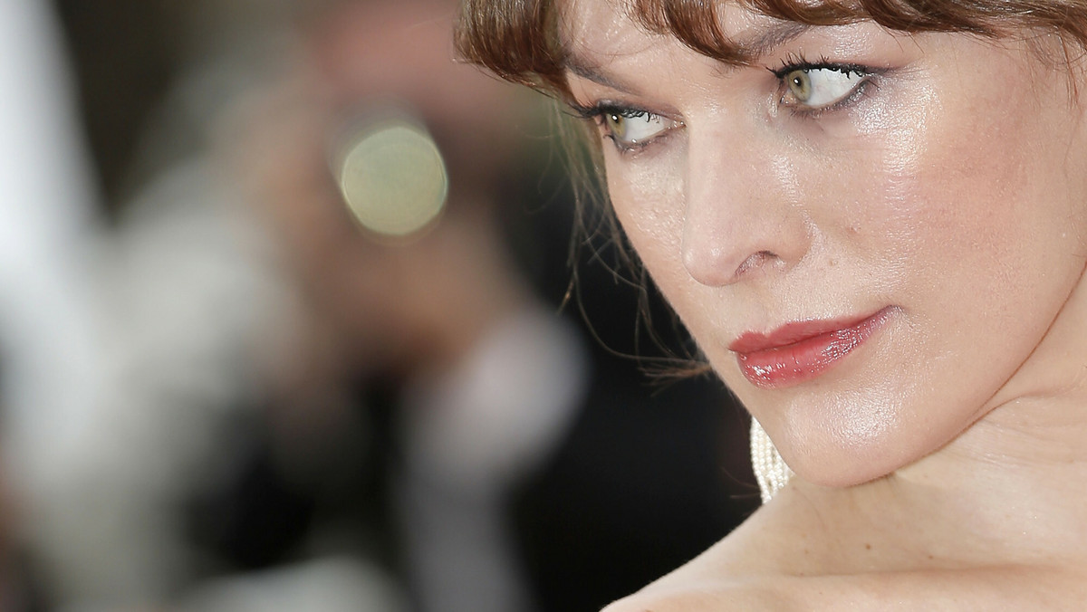 Inwazja Rosji na Ukrainę. Milla Jovovich: mój kraj jest bombardowany