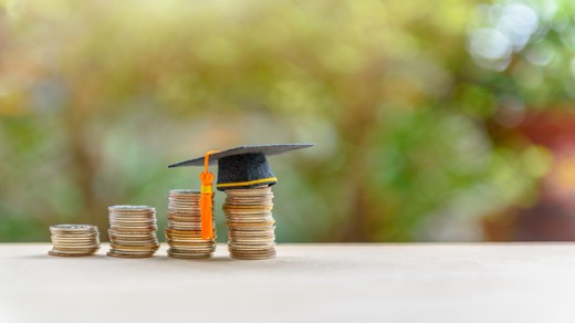 Studia podyplomowe w godzinę? „Newsweek”: Collegium Humanum to pikuś