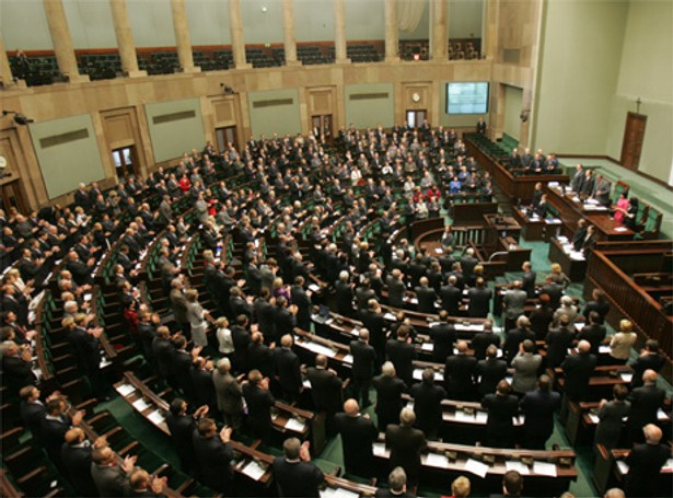 Poseł może kraść i zabijać. Bezkarnie