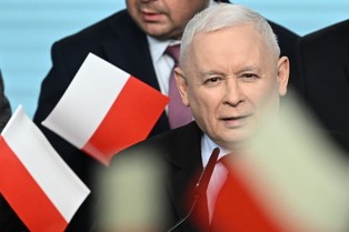 "Zwycięstwo nie zawsze oznacza bezwzględną większość". Jarosław Kaczyński o wynikach wyborów