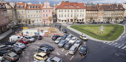 Archeolodzy wrócili na Plac Kolegiacki