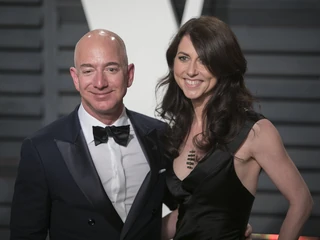 MacKenzie Scott (wówczas jeszcze MacKenzie Bezos) i Jeff Bezos na wspólnym zdjęciu w 2017 r.