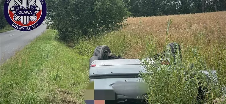 Odpoczywał obok swojego auta. Teraz odpowie przed sądem