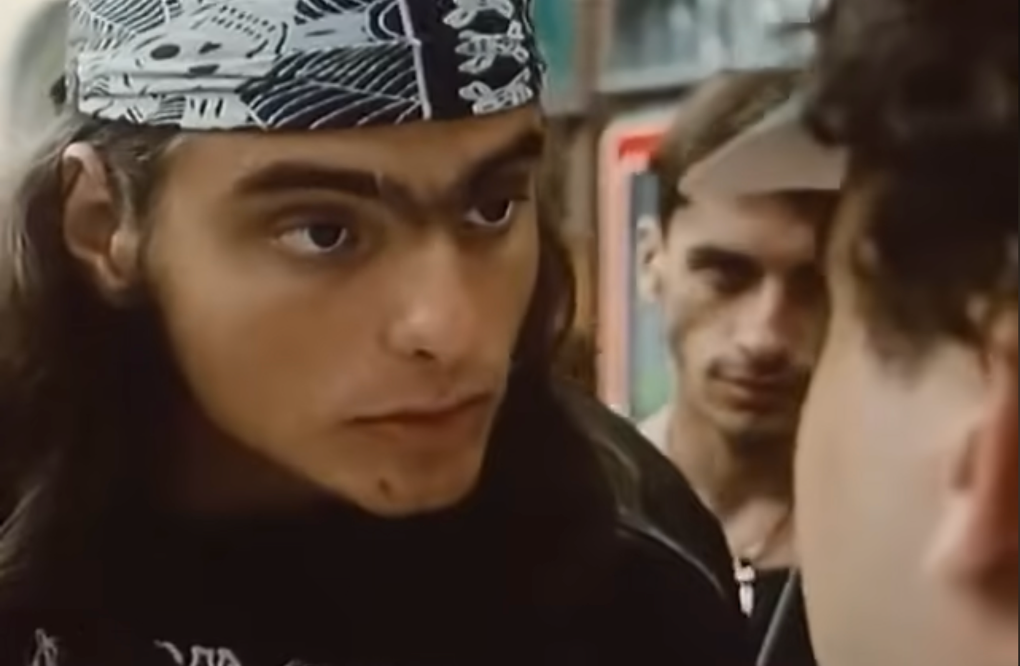 Český herec Ernesto Čekan vo filme Byl jednou jeden polda. 