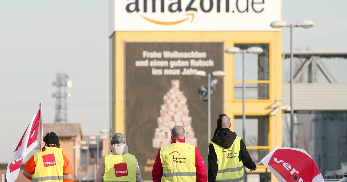 Amazon Umtausch Weihnachten 2022 Ver.di ruft zu AmazonStreik vor Weihnachten im LogistikZentrum auf