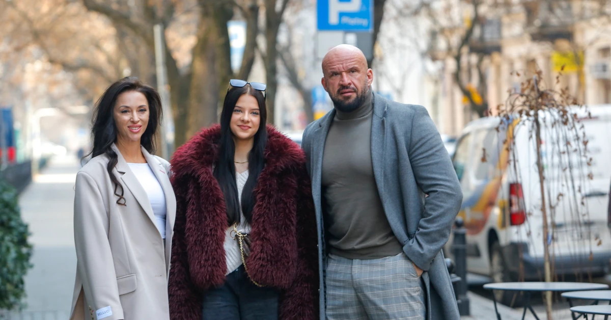 Córka Tomasza Oświecińskiego ma chłopaka. Tak zdjęcie pary skomentowała jej matka [FOTO]