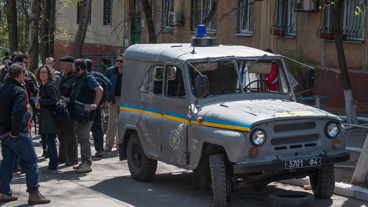 Ukraińska Straż Graniczna ograniczyła wjazd na terytorium kraju dorosłych mężczyzn z Rosji, co związane jest ze wzrostem zagrożenia terrorystycznego na Ukrainie - poinformowało biuro prasowe SG w Kijowie. Rosyjskie MSZ zażądało od Kijowa oficjalnego wyjaśnienia w tej sprawie.