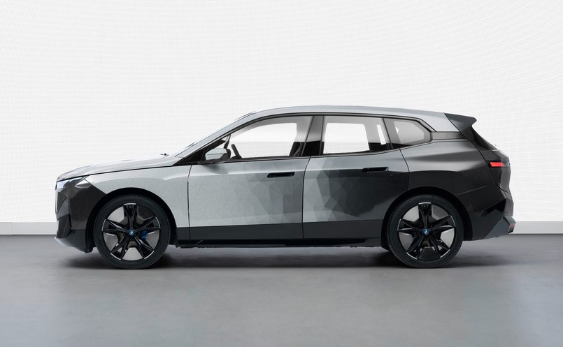 BMW iX Flow z technologią E Ink