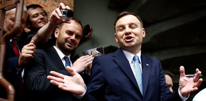 Likwidują biuro Dudy. PiS: To złośliwość Sikorskiego