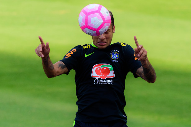 Neymar może na sześć lat trafić do więzienia, ale jego proces się opóźni