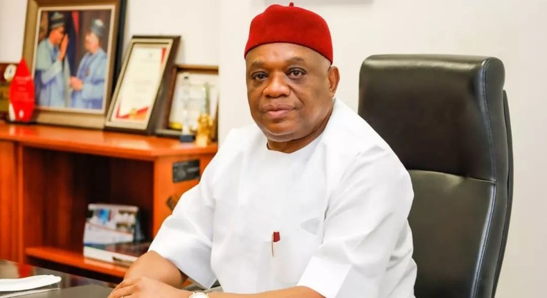 Orji Uzor Kalu appealed to President Muhammadu Buhari to obey the obey the Supreme Court order on the naira swap policy. (Channels TV)