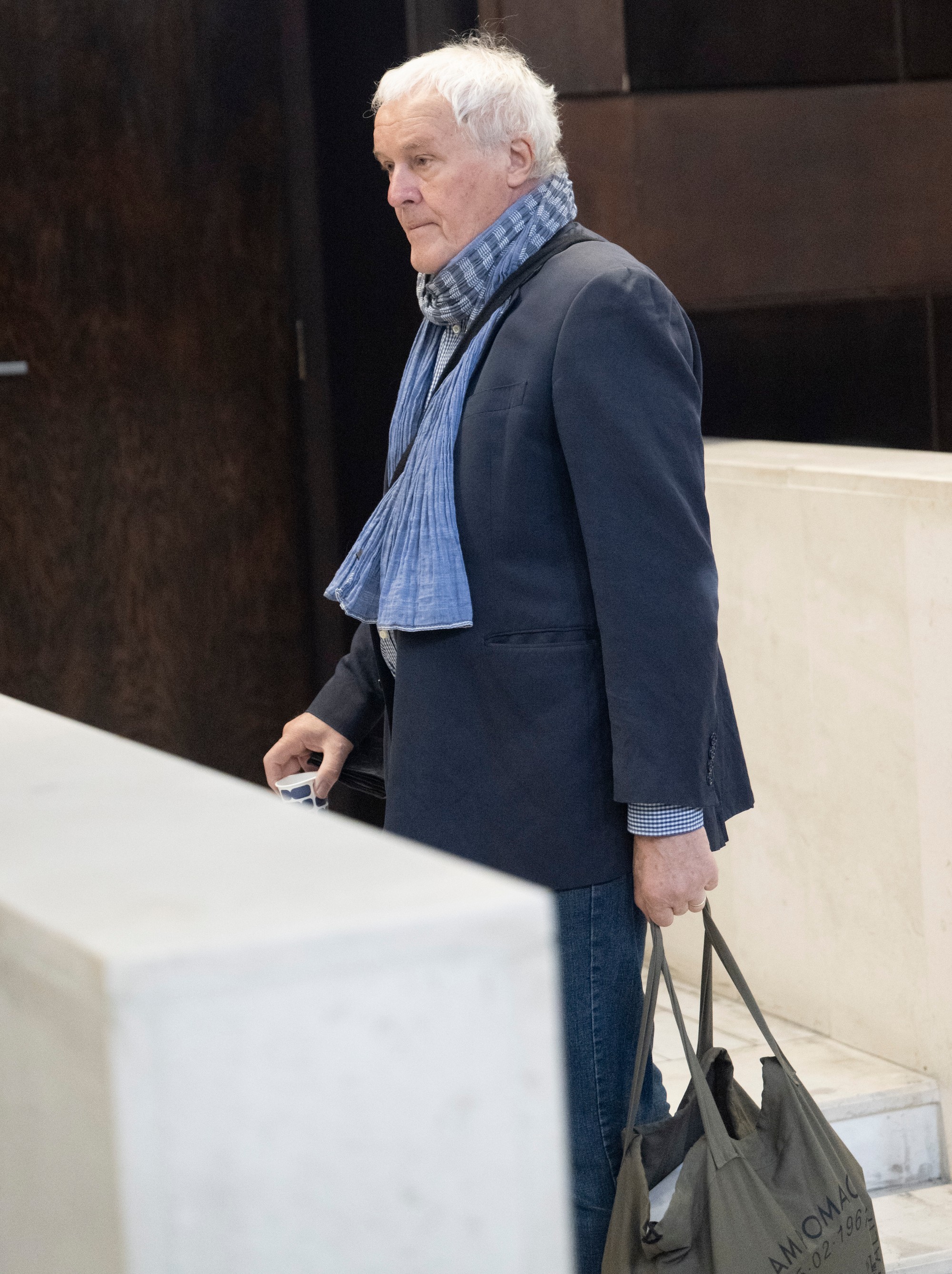 Právoplatne odsúdený František Čerman prichádza na verejné zasadnutie o návrhu na obnovu konania v prípade vraždy medičky Ľudmily Cervanovej 30. septembra 2024.