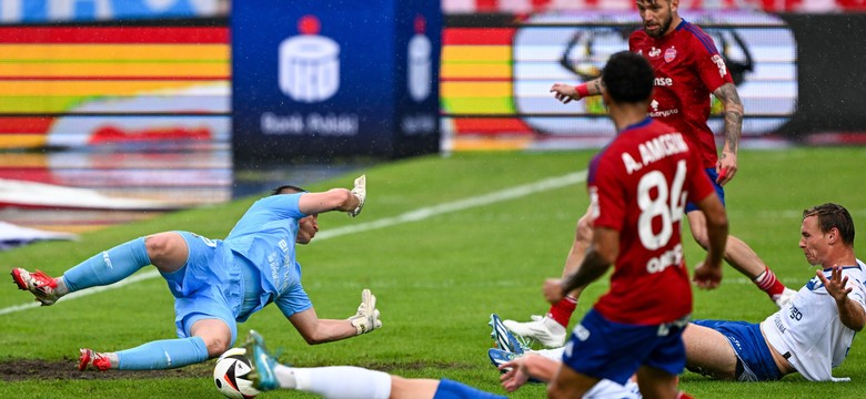 Raków dostał pomocną dłoń od sędziów. "Ten gol nie powinien zostać uznany"