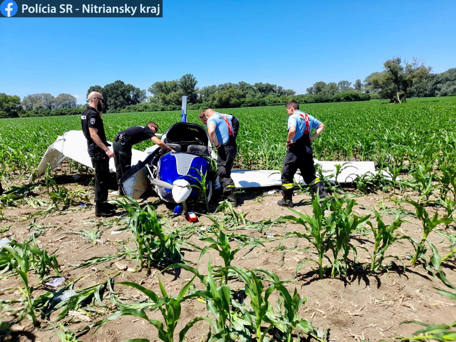 Lietadlo spadlo do kukuričného poľa