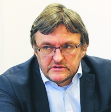 dr Arwid Mednis radca prawny, partner w Kancelarii Wierzbowski Eversheds, pracownik Wydziału Prawa i Administracji Uniwersytetu Warszawskiego