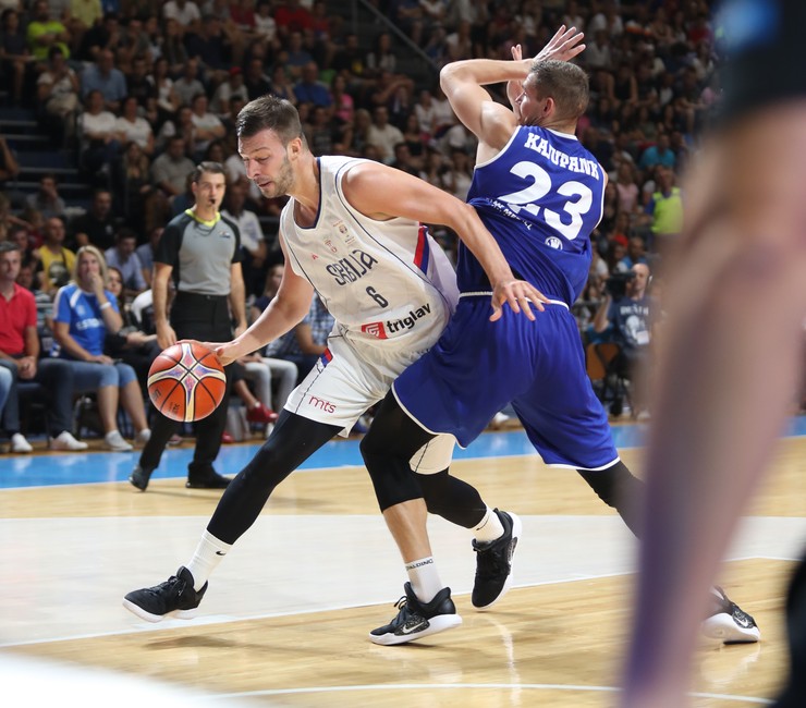 Košarkaška reprezentacija Srbije, Košarkaška reprezentacija Estonije
