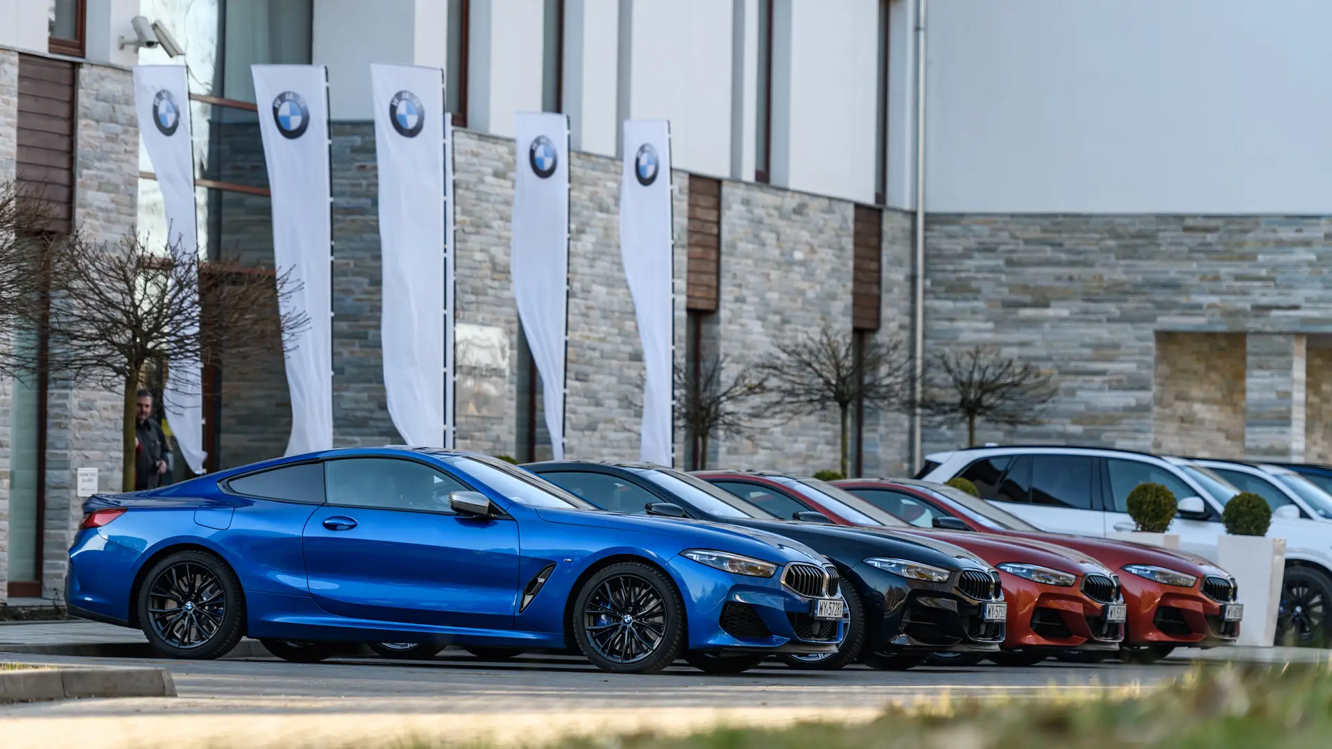 BMW Live Cockpit 7.0 - sprawdzamy, jak działa najnowsza wersja systemu informacyjno-multimedialnego BMW