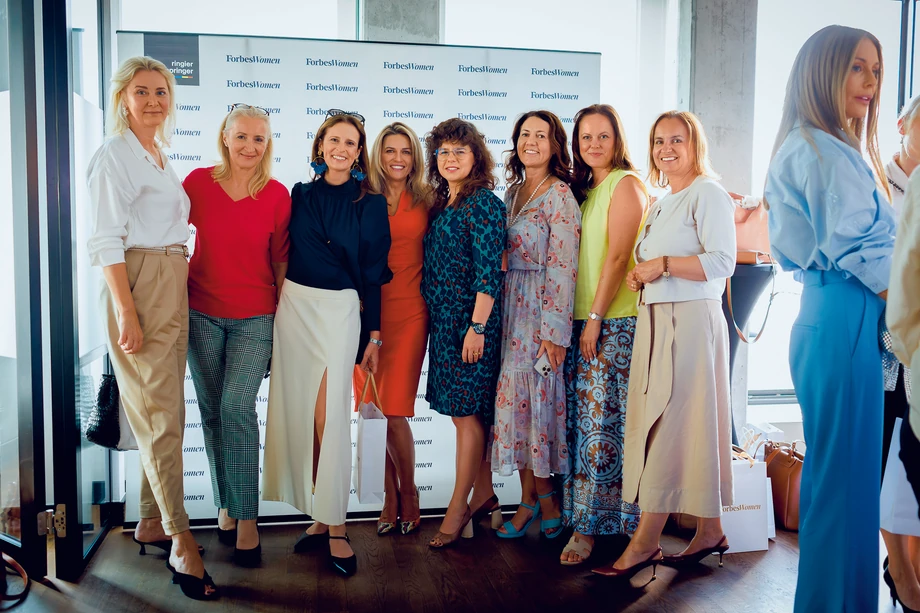 Od lewej: Agnieszka Martyna-Ross, Anna Dygasiewicz-Piwko, RASP, Natalia Jaszczyk, Katarzyna Gaweł-Brudkiewicz, RASP, Izabela Tworzydło, BNP Paribas Bank Polska, Ela Raczkowska, Vital Voices, Anna Auksel-Sekutowicz, Urząd m.st. Warszawy, Marzena Leszczyńska-Chmiel, Haleon.