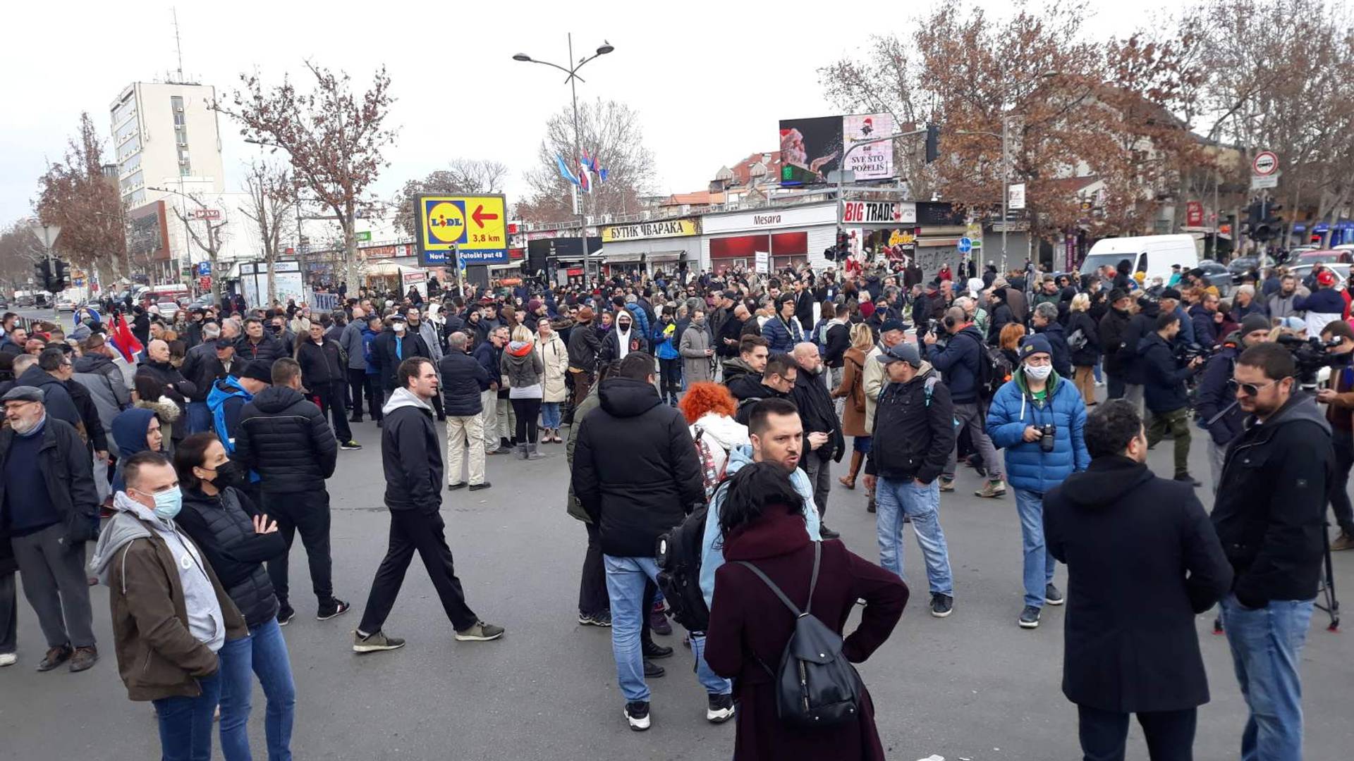 Antivakseri pokušali da iskoriste protest protiv Rio Tinta u Beogradu - ekolozi ih rasterali, protestne šetnje širom Srbije