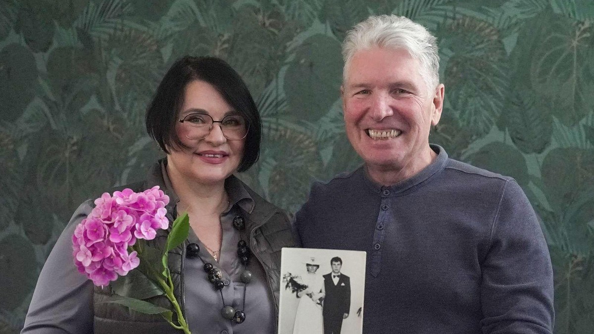 „Zaista ne možemo biti jedno bez drugog“, kaže Irina nakon 40 godina braka | Foto: BBC