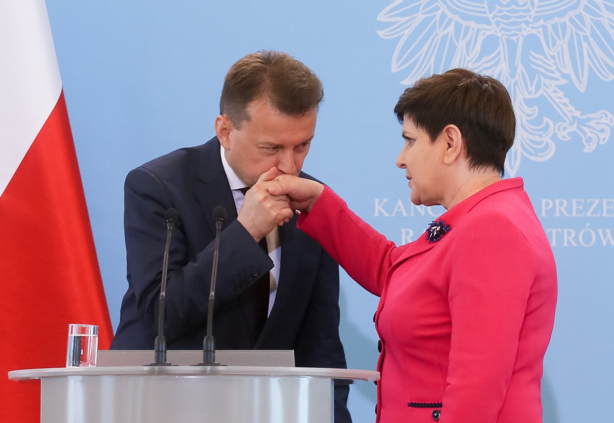 Partia Jarosława Kaczyńskiego zbliża się do krytycznego momentu w swoich rządach.