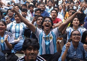 Reprezentacija Bangladeša ne učestvuje na Svetskom prvenstvu, pa su navijači u toj zemlji „usvojili" druge selekcije, poput Argentine | Foto: Getty Images