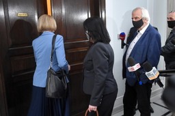 Spotkanie w sprawie Funduszu Odbudowy. Biedroń: Rząd zgodził się na wszystkie warunki