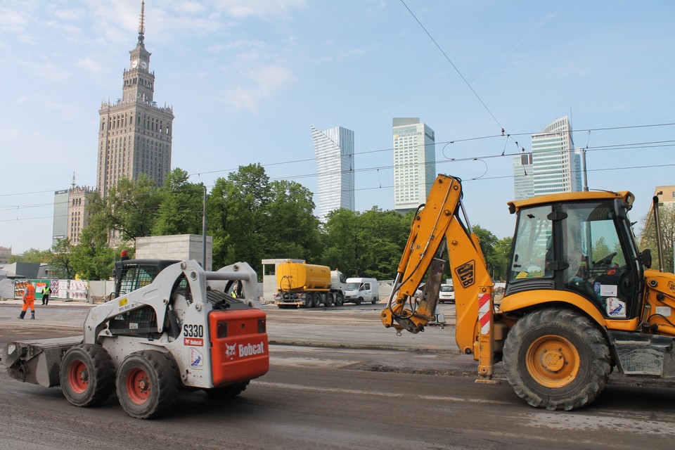 Marszałkowska zamknięta. Budują nową nawierzchnię jezdni