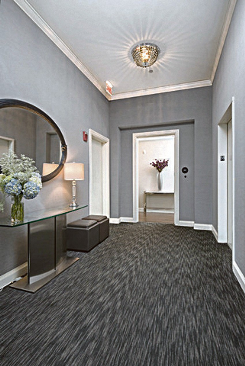 5.500
evra koštaju voda, gas, parking, osiguranje, vratar, čistač snega...