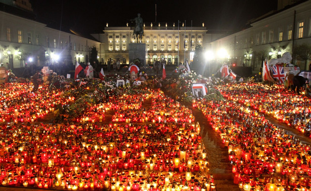 Pałac Prezydencki w trzecim dniu żałoby narodowej