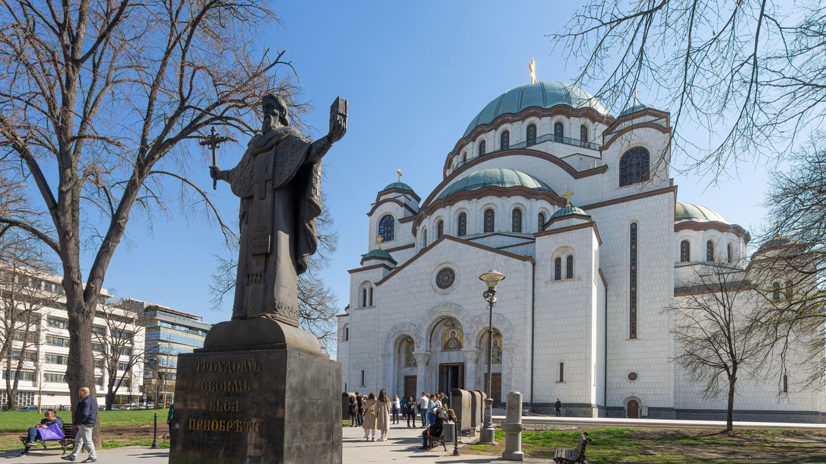 Katolkinja ušla u Hram Svetog Save i o njenoj reakciji bruje svi pravoslavci
