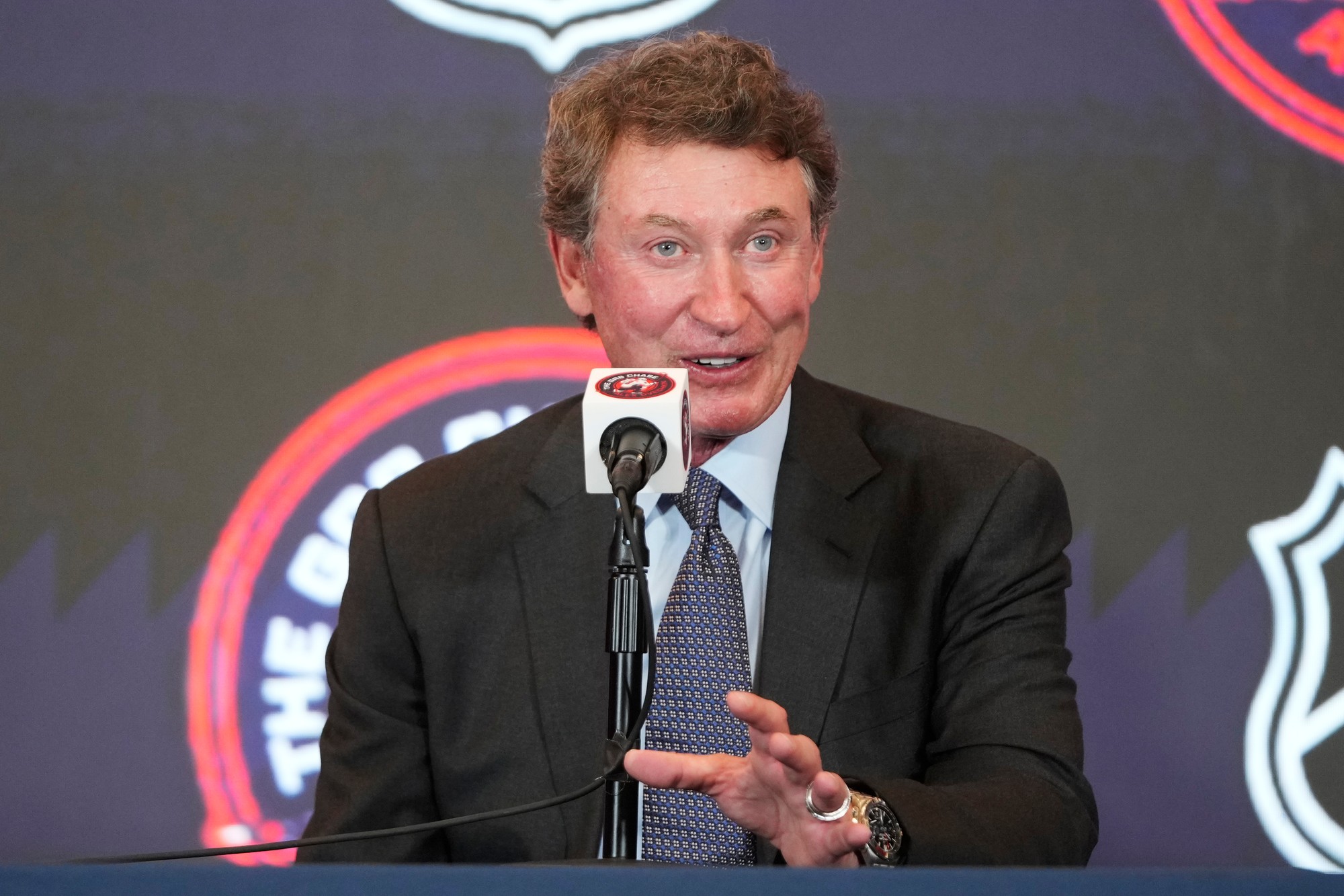 Bývalý kanadský hokejista Wayne Gretzky.