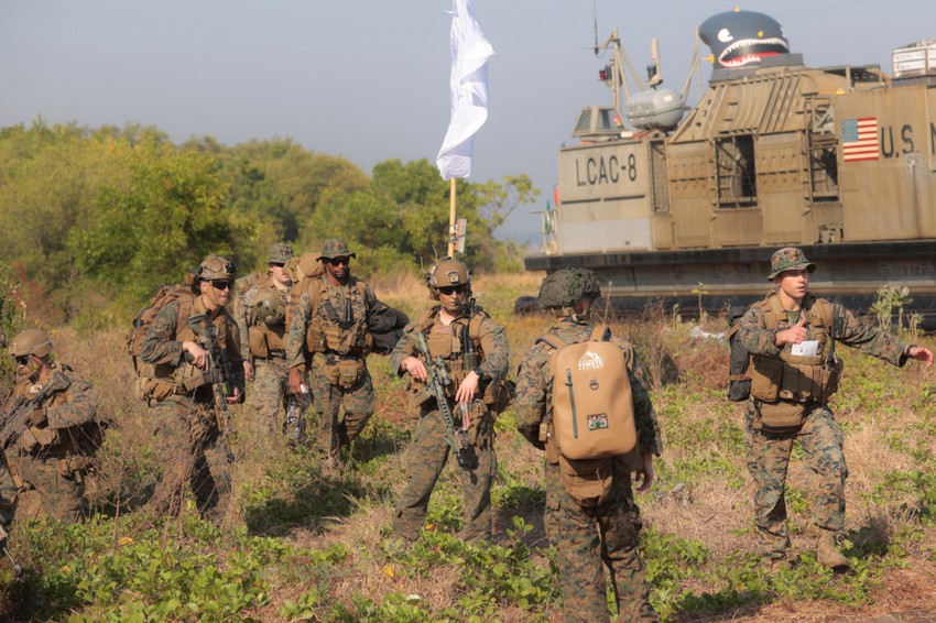 Velika vojna vežba američkih, indonezijskih i australijskih vojnika na Javi