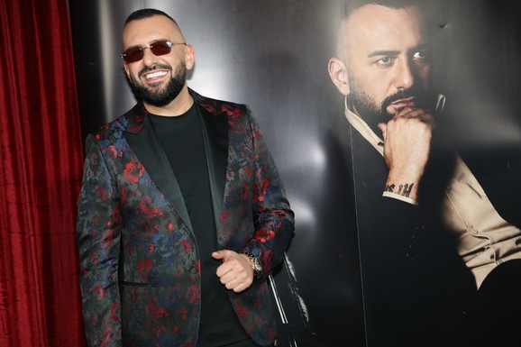 (VIDEO) "TRAŽILI SU DA PEVAM I PUCAM" Emir o pompi koja se digla oko Jakova Jozinovića, BAKŠIŠU OD 30.000 EVRA i Ceci: "Mnogo joj hvala"