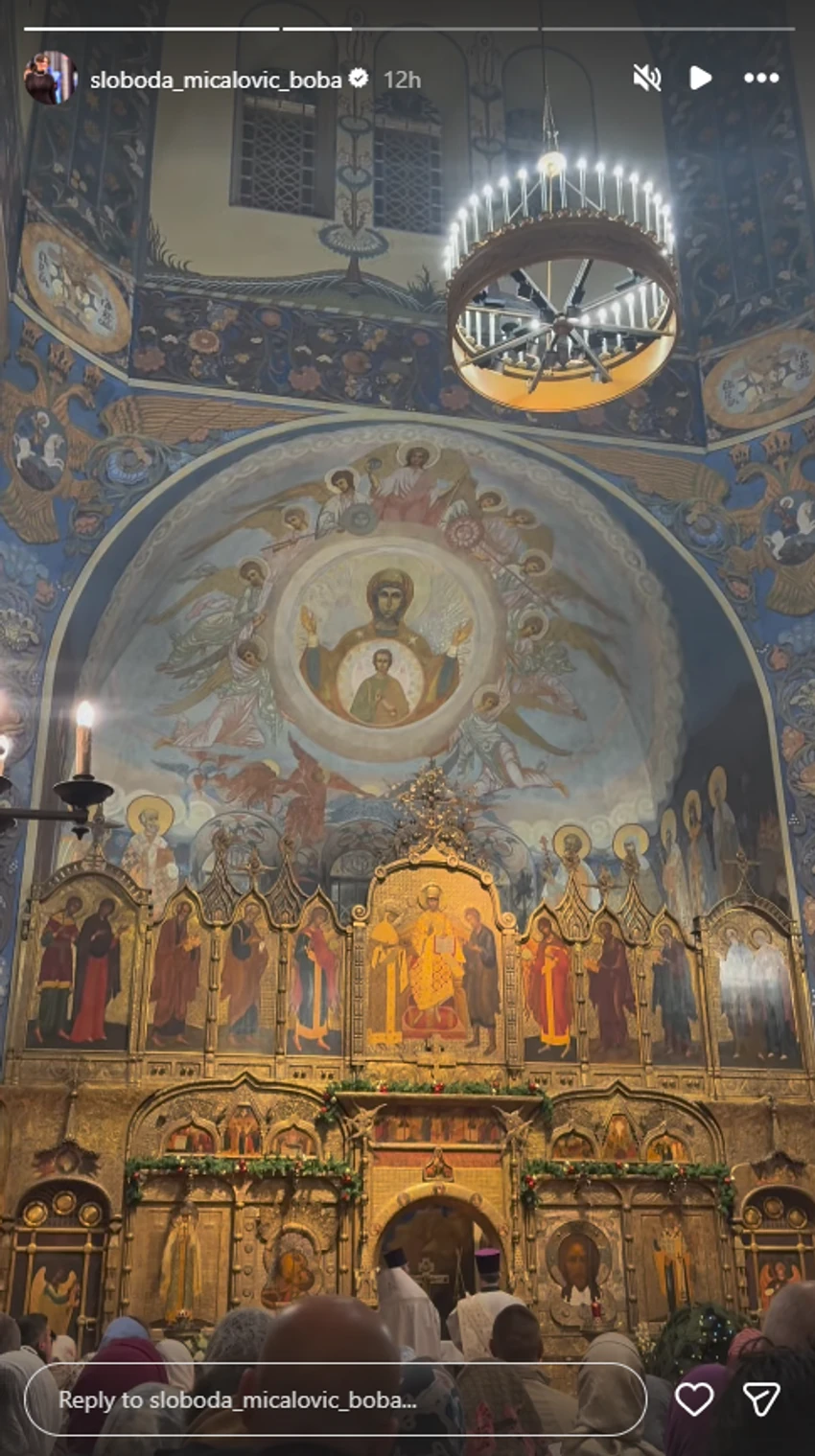 Sloboda Mićalović za Božić u crkvi