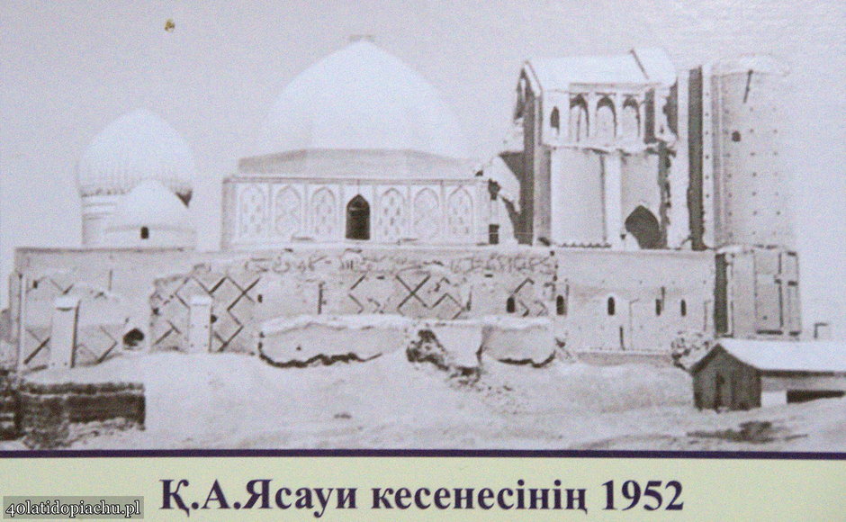 Mauzoleum Ahmeda Chodży w 1952 roku