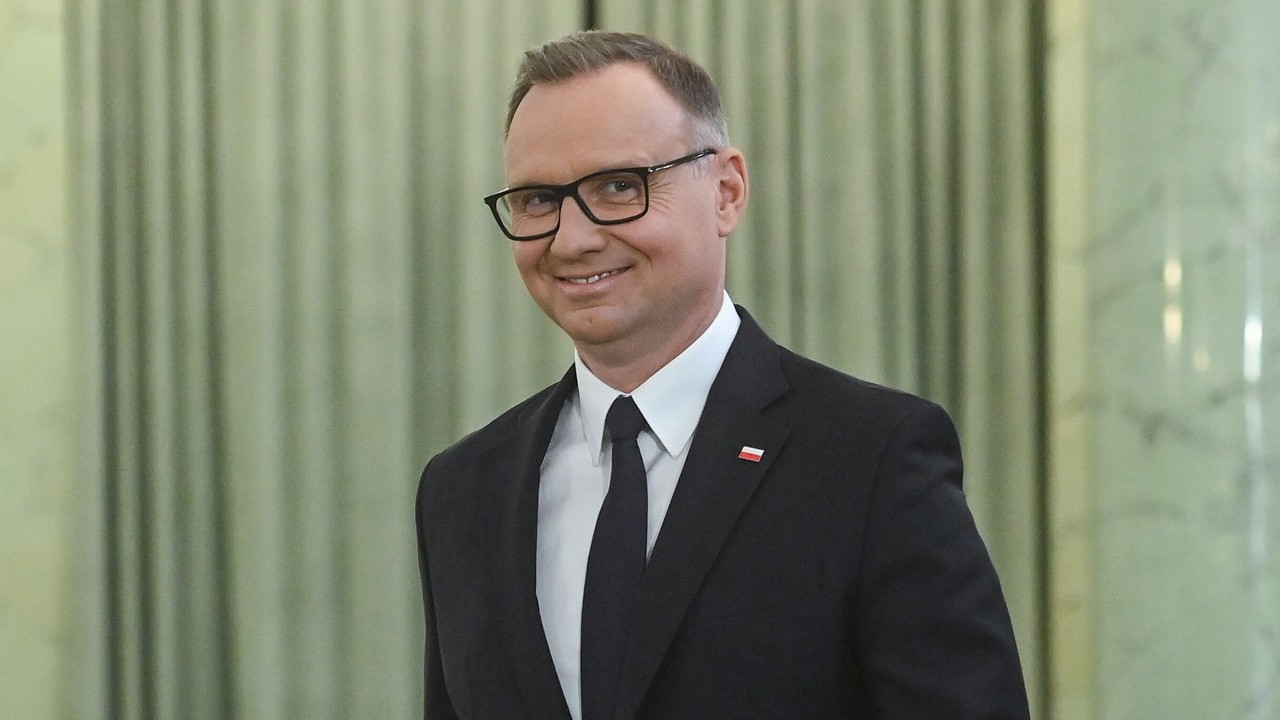 Andrzej Duda sam wystawił sobie ocenę. "Prezydent na piątkę"