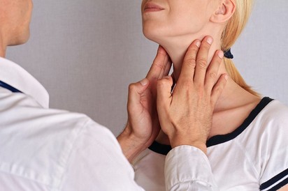 Pajzsmirigygyulladás: nem mindig okoz fájdalmat
