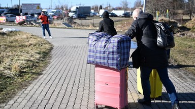 Profesor Maciej Duszczyk o migracji z Ukrainy: uciekają z bombardowanych miast najpierw do bliskich w swoim kraju [WYWIAD]