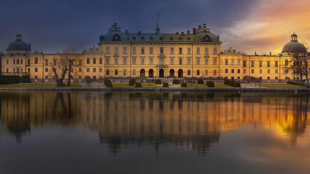 Sylwia Sommerlath, żona króla Karola Gustawa XVI oświadczyła ostatnio, że pałac Drottningholm jest nie tylko oficjalną siedzibą szwedzkiej głowy państwa, ale również domem dla zbłąkanych dusz. Zdaniem królowej duchy są jednak przyjazne.