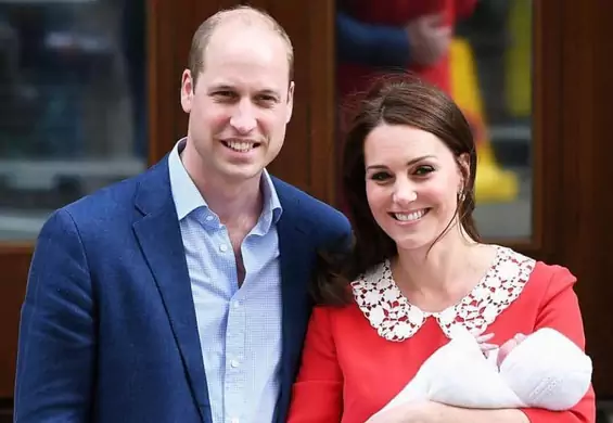 Księżna Kate pokazała royal baby. Mama wyglądała perfekcyjnie!