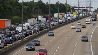 MIR planuje umożliwienie rejestracji aut z kierownicą po prawej stronie