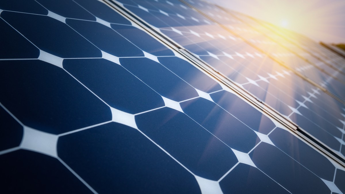  Solarni paneli