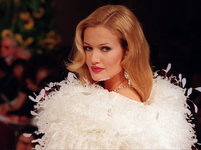 Karen Mulder